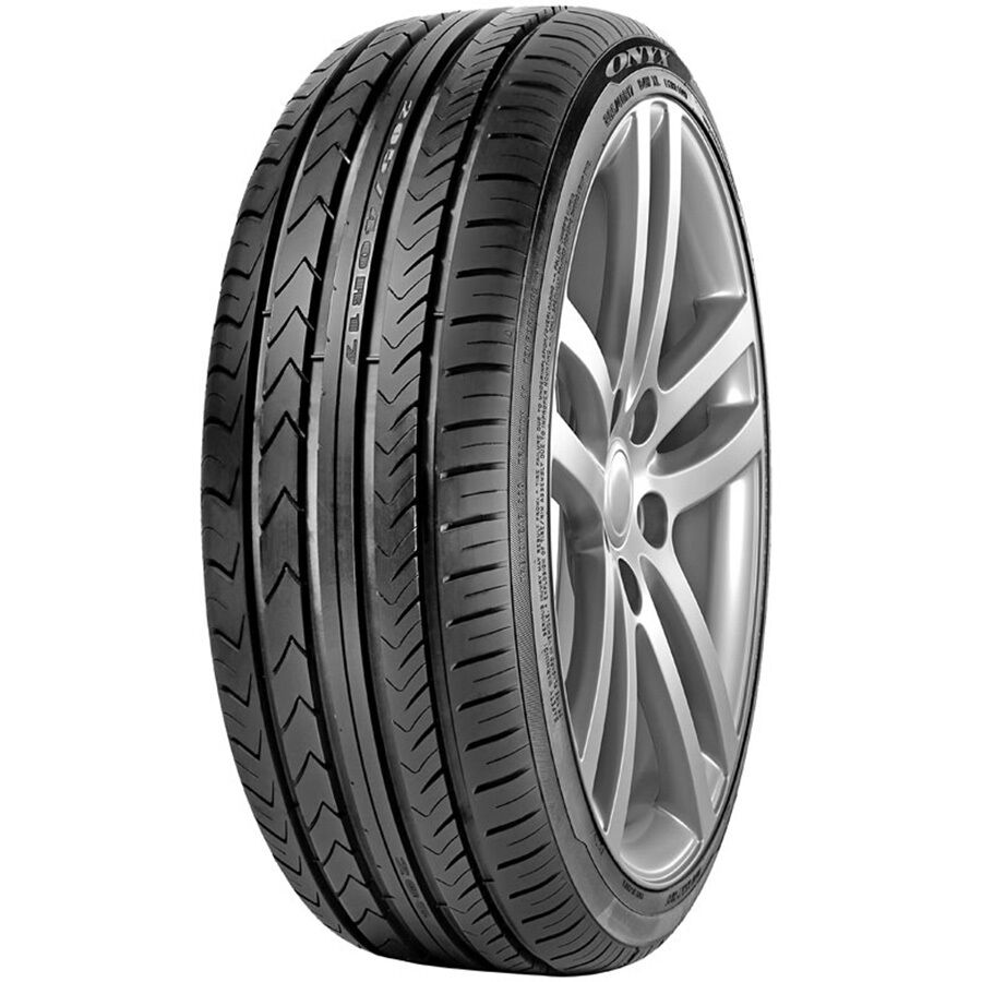 ONYX NY-901 215/50